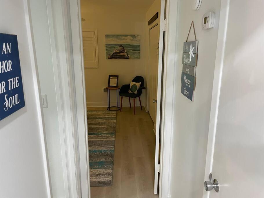 Beachfront Condo On Quiet Treasure Island- 1 Bed St. Pete Beach Bagian luar foto